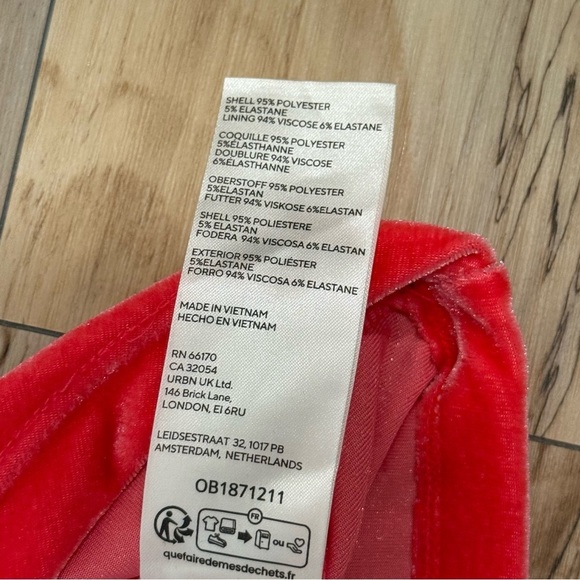 NWT Free People Cupcake Hot Pink Velvet Puff Sleeve Top - Picture 9 of 12